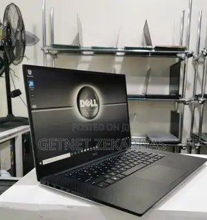 Photo - New Laptop Dell Precision 5520 16GB Intel Core I7 SSD 512GB