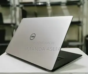 New Laptop Dell Precision 5520 16GB Intel Core I7 SSD 512GB