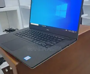 Photo - New Laptop Dell Precision 5540 16GB Intel Core I7 SSD 512GB