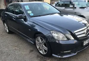 Mercedes-Benz C180 2012 Black