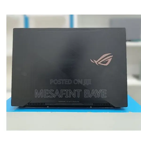 New Laptop Asus 1015E 16GB Intel Core I7 SSD 1.5T