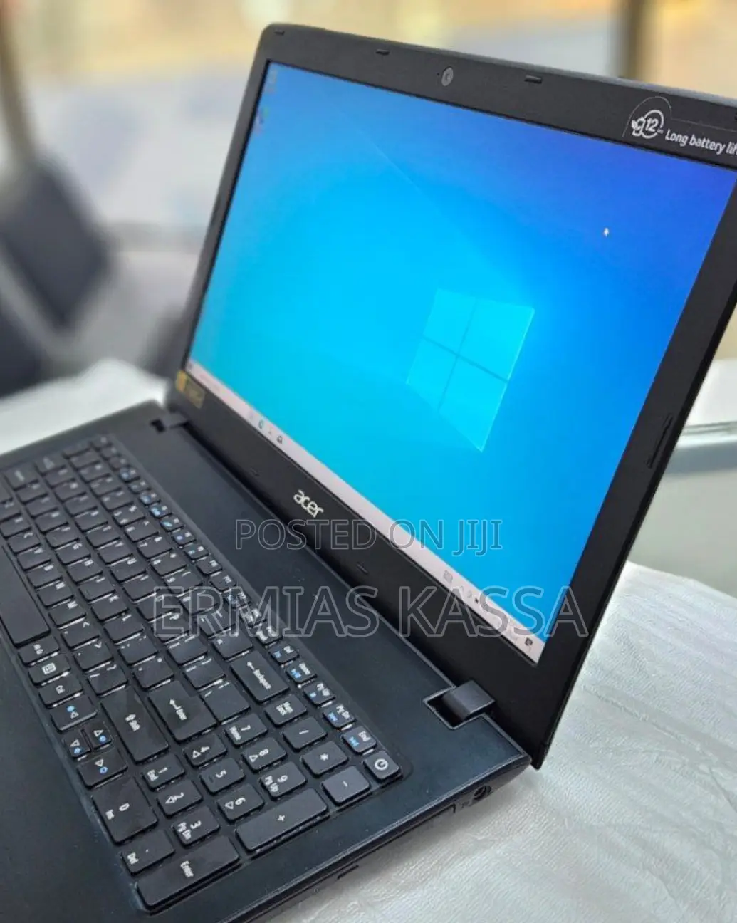 New Laptop Acer Aspire E5-722g 4GB Intel Core I3 SSD 128GB