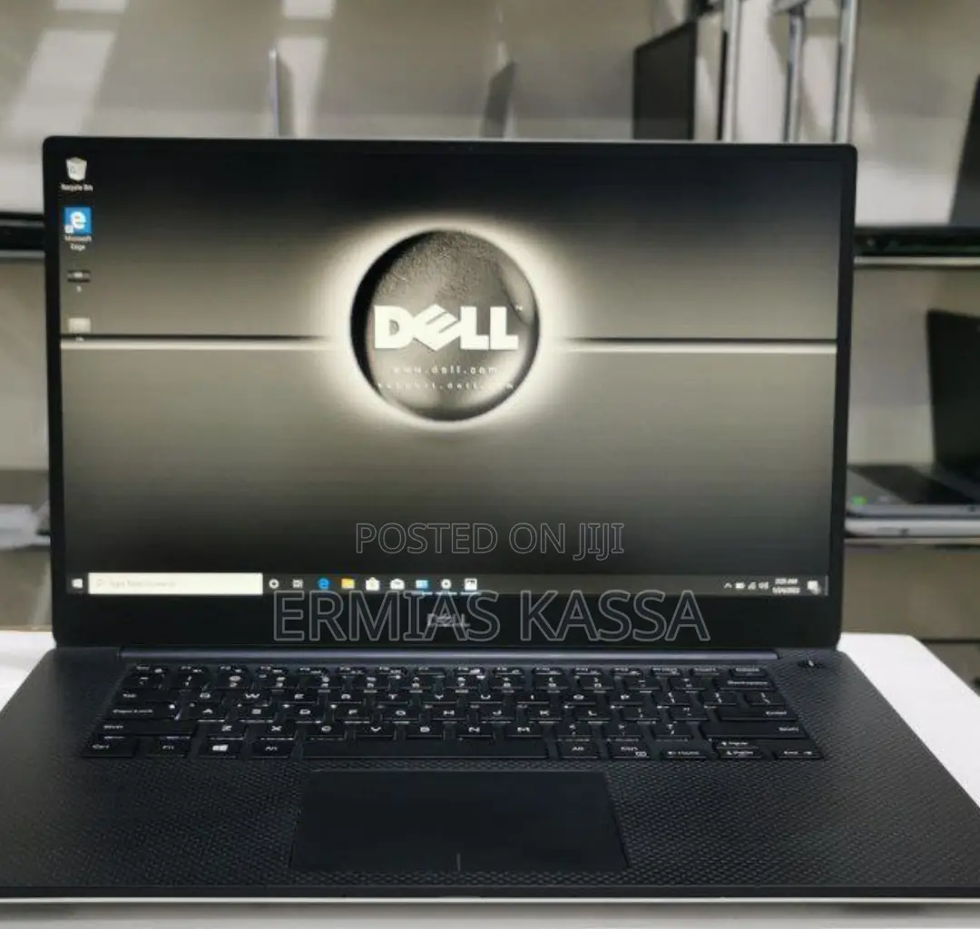 New Laptop Dell Precision 5520 16GB Intel Core I7 SSD 512GB