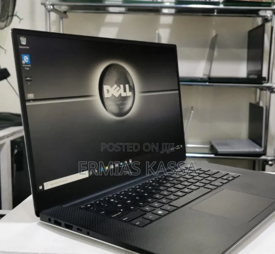 New Laptop Dell Precision 5520 16GB Intel Core I7 SSD 512GB