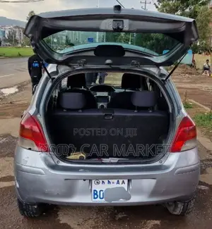 Toyota Yaris 2008 Silver
