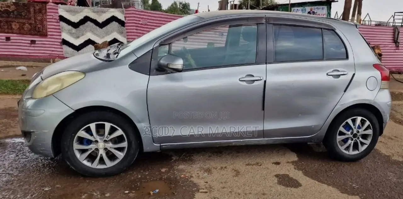 Toyota Yaris 2008 Silver