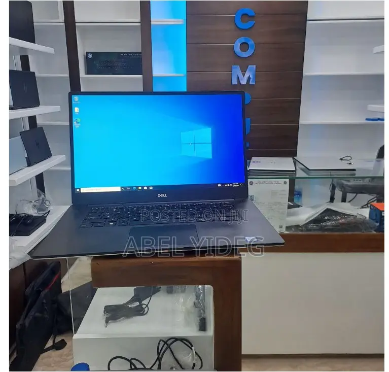 New Laptop Dell Precision 5540 16GB Intel Core I7 SSD 512GB