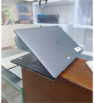 New Laptop Dell Precision 5540 16GB Intel Core I7 SSD 512GB