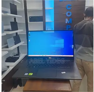 New Laptop Dell XPS 15 16GB Intel Core I7 SSD 512GB