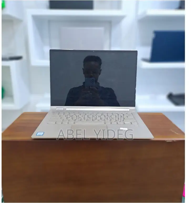 New Laptop Lenovo Yoga C740 16GB Intel Core I7 SSD 512GB