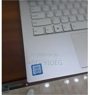 New Laptop Lenovo Yoga C740 16GB Intel Core I7 SSD 512GB