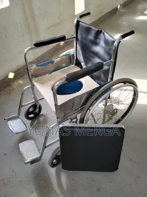 Commode Wheelchair°Used የሽንት መሽኛ/ለመጓጓዝ Wheelchair¶Wheelchair