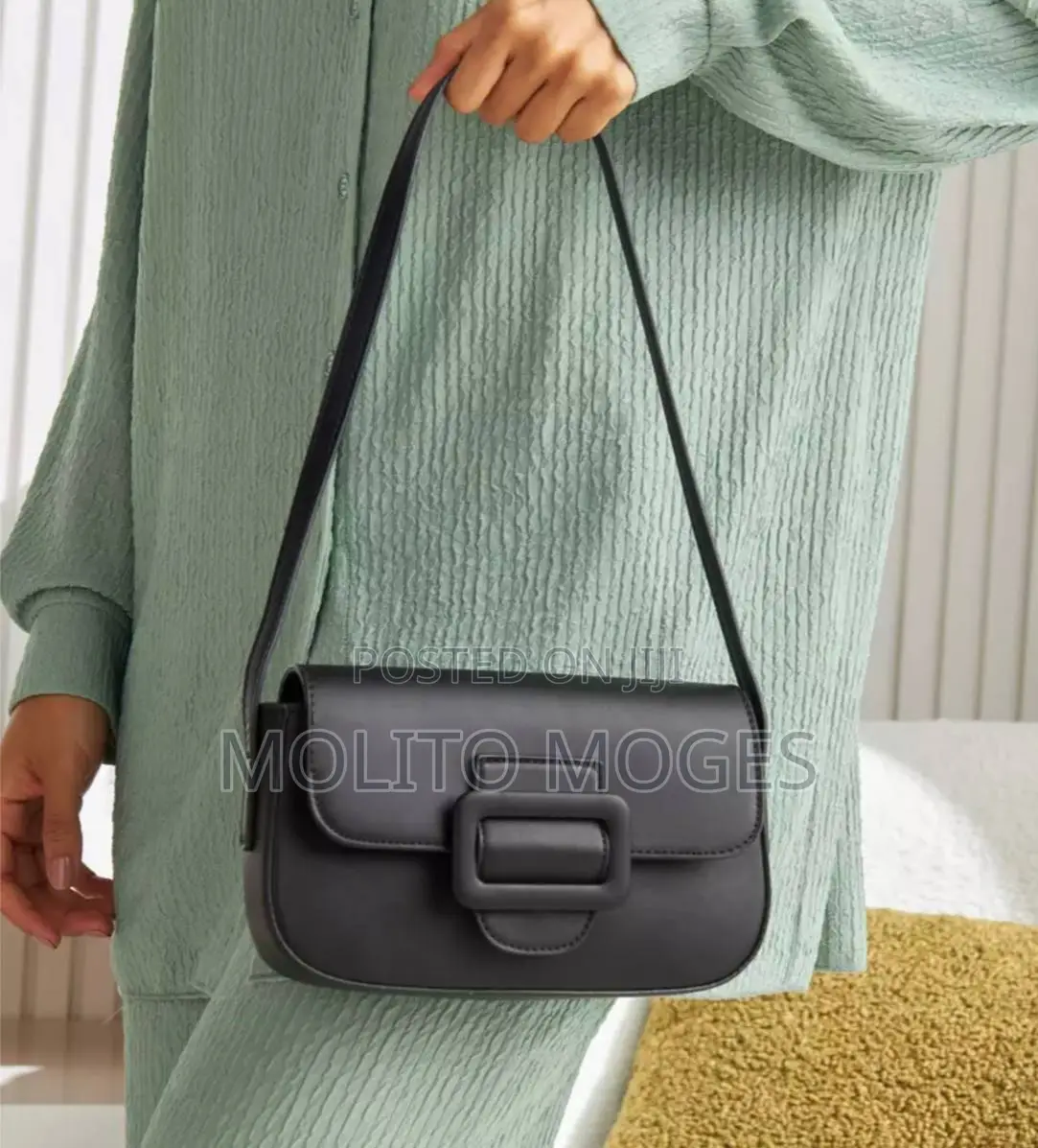 Wwomen's Hand Bag