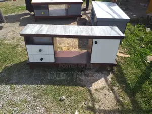 Tv Stand 120cm ጥርት ያለ