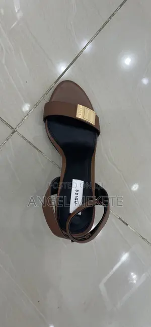 Photo - Reiss London Shoe