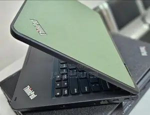 New Laptop Lenovo Yoga 11e 4GB Intel Core 2 Quad SSD 128GB