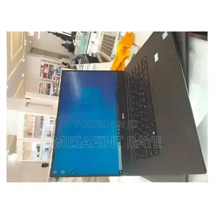 New Laptop Dell Precision 5520 16GB Intel Core i7 SSD 512GB