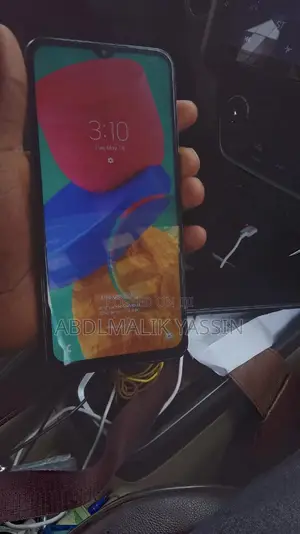 New Samsung Galaxy M33 128 GB Gray