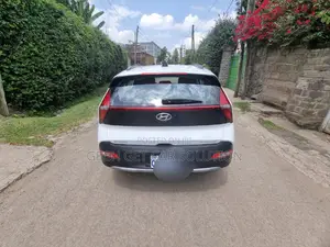 Hyundai Bayon 2022 White