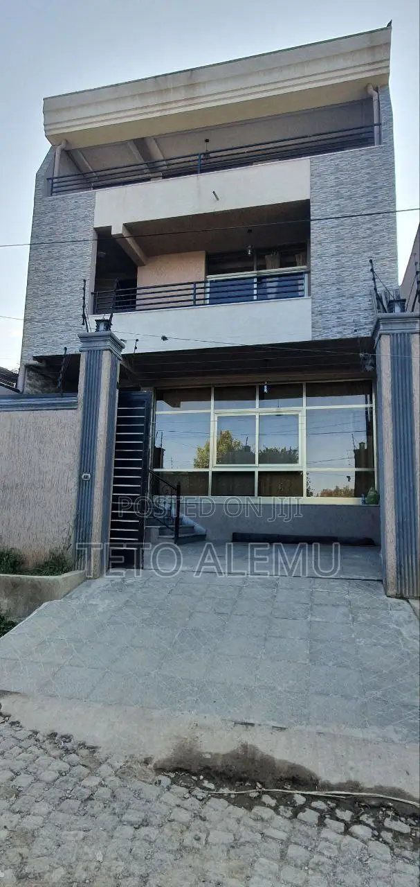 6bdrm House in የሚሸጥ ቅንጡ ቤት ካራ አቤም, Yeka for sale
