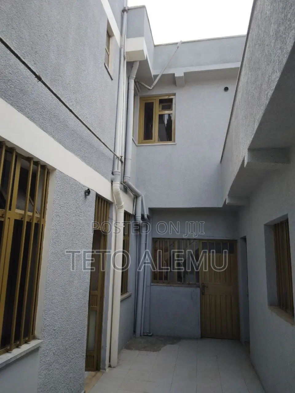 4bdrm House in የሚሸጥ ቤት ፍየል ቤት, Bole for sale
