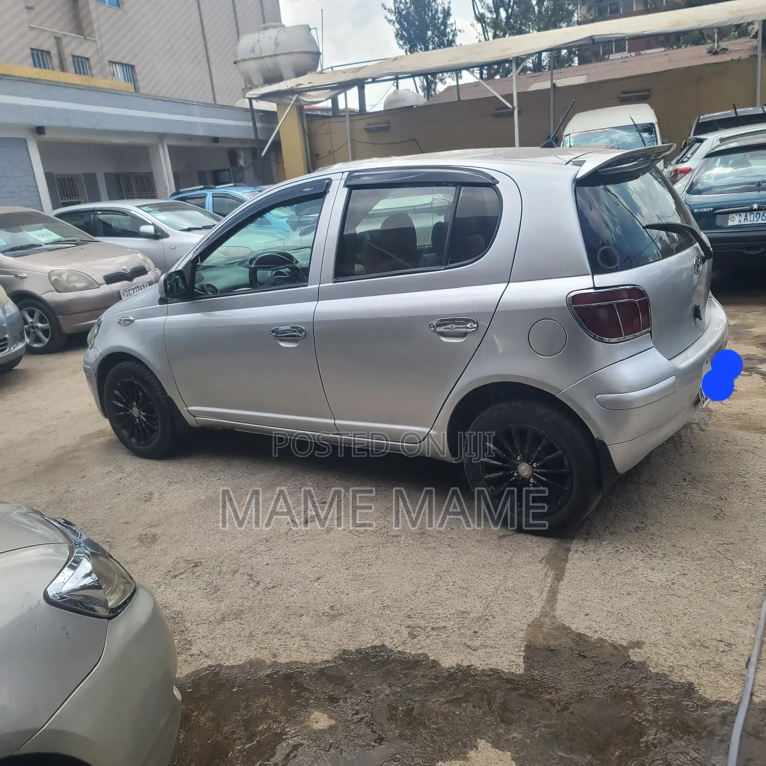 Toyota Vitz 2004 Silver