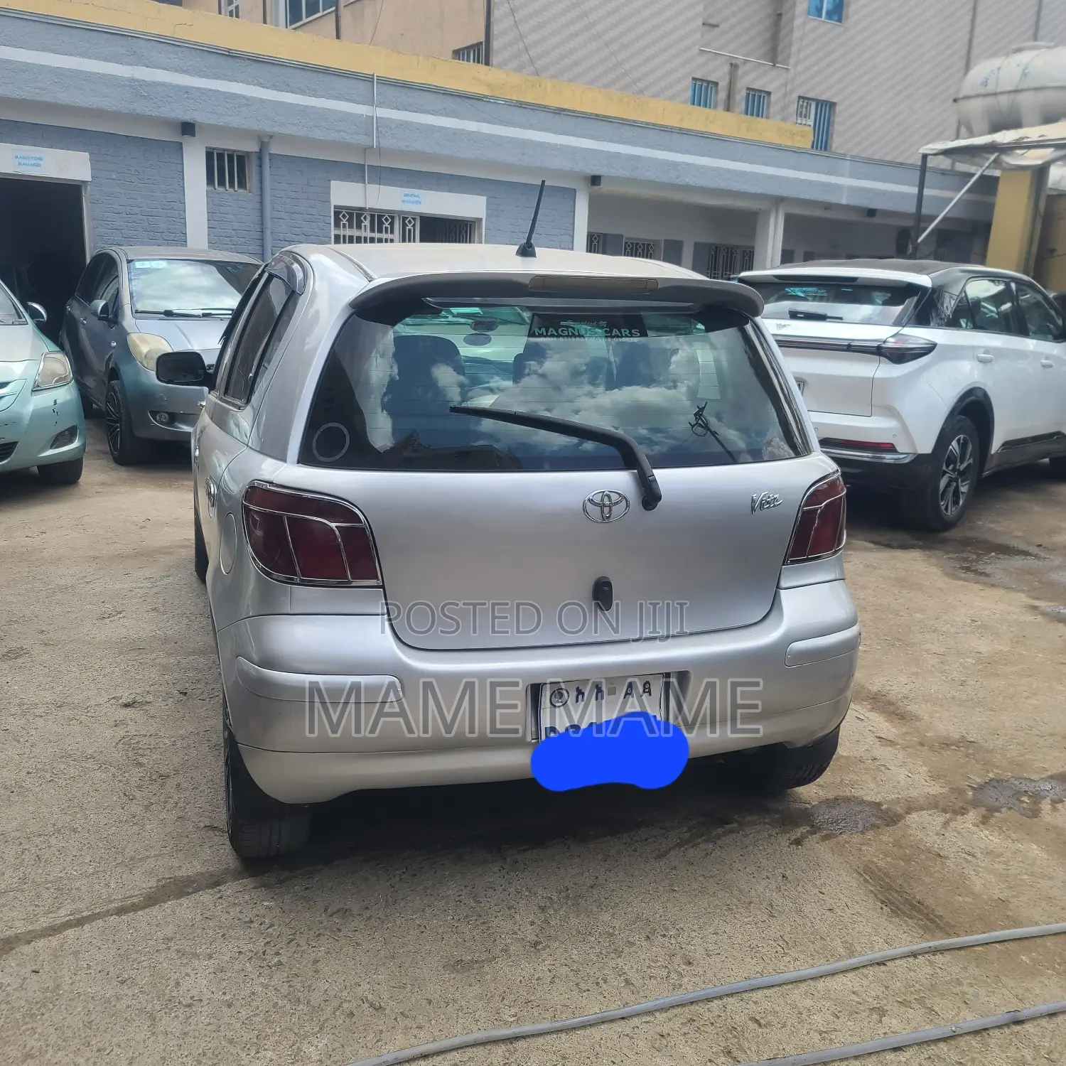 Toyota Vitz 2004 Silver