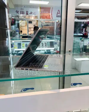 Photo - New Laptop Acer 16GB Intel Core I5 SSD 512GB