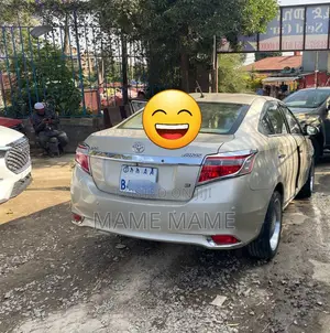 Toyota Yaris 2017 Silver