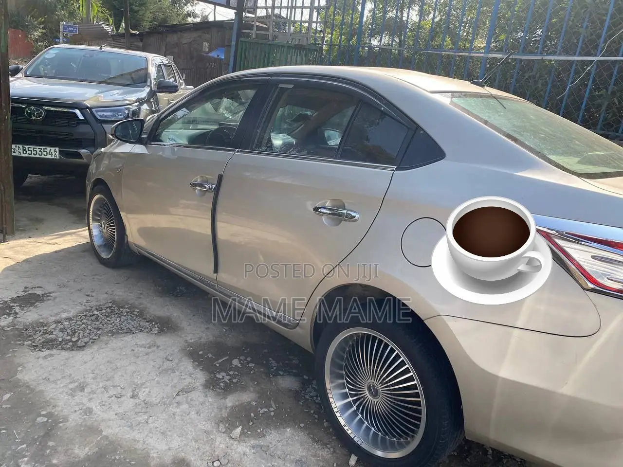 Toyota Yaris 2017 Silver