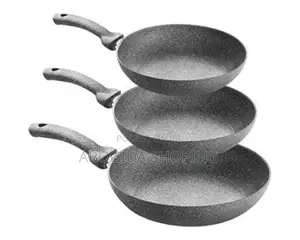 Photo - Momcoc Non Stick Fraying Pan