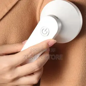 Photo - Lint Remover For All Types Of Clothes