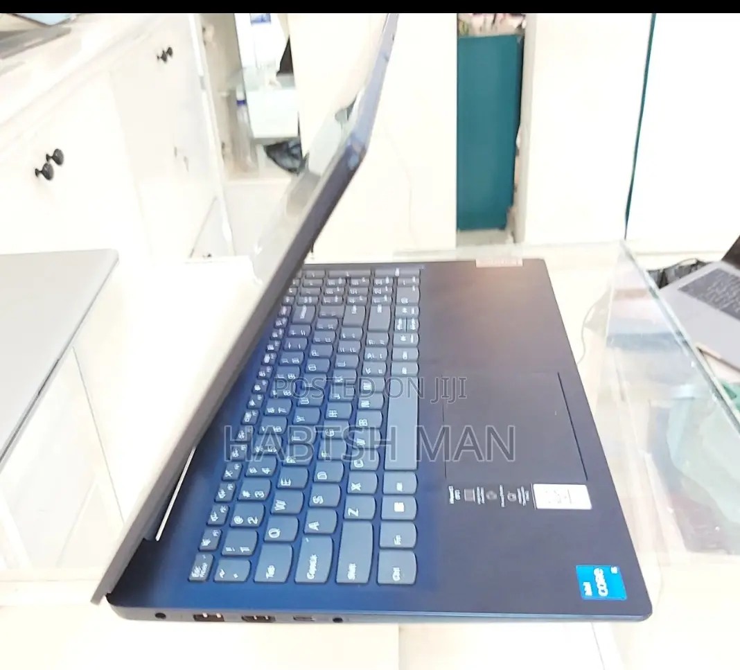 New Laptop Lenovo Ideapad 3 8GB Intel Core I5 SSD 512GB