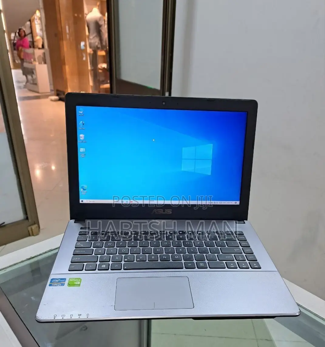 Laptop Asus VivoBook 15 X505BA 12GB Intel Core I3 HDD 500GB