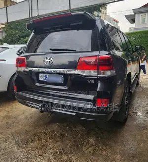 Toyota Land Cruiser 4.5 V8 GX-R 2012 Black