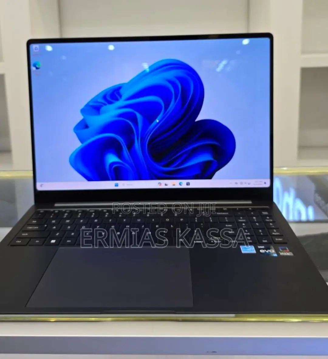 New Laptop Samsung Chromebook 3 11 16GB Intel Core I7 SSD 512GB