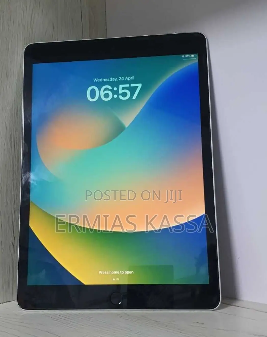 New Apple iPad 10.2 (2021) 64 GB Silver