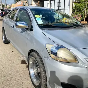 Toyota Yaris 2009 Silver