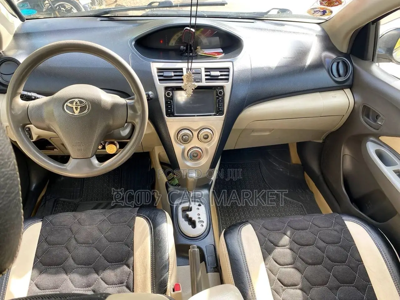 Toyota Yaris 2009 Silver