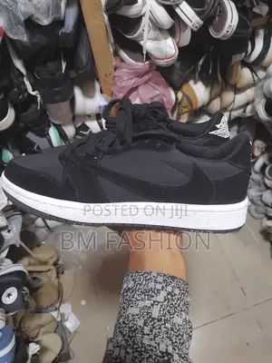 Travis Scott Air Jordan Black and White