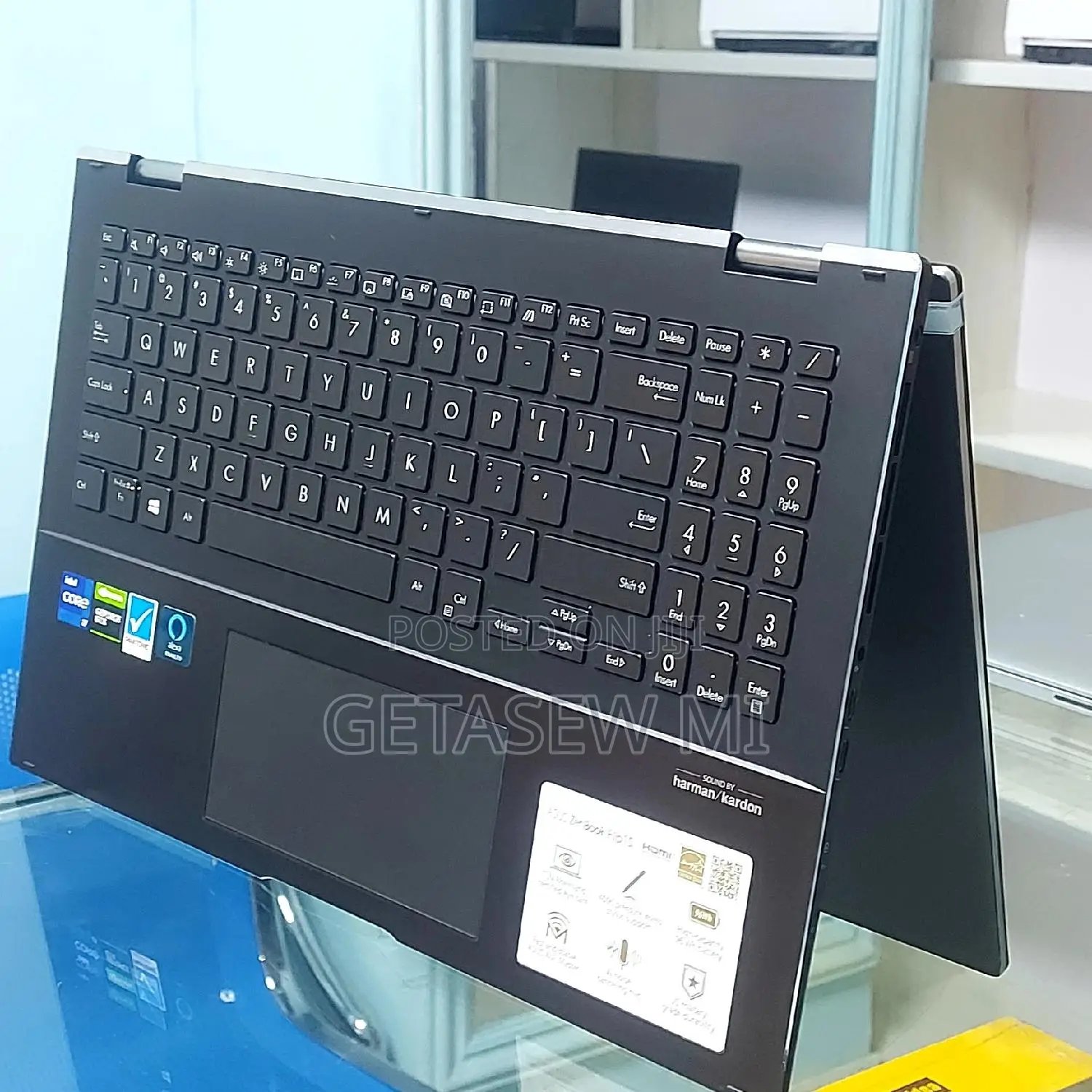 New Laptop Asus ZenBook UX510UW 16GB Intel Core I7 SSD 512GB