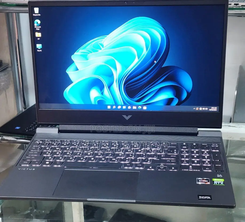 New Laptop HP Victus 15 16GB AMD Ryzen 5 SSD 512GB