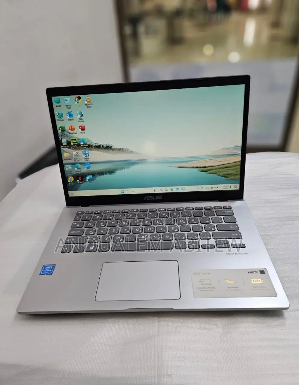 New Laptop Asus VivoBook 15 X505BA 4GB Intel Pentium SSD 256GB