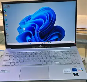 Photo - New Laptop HP Pavilion 15 8GB Intel Core I7 SSD 512GB