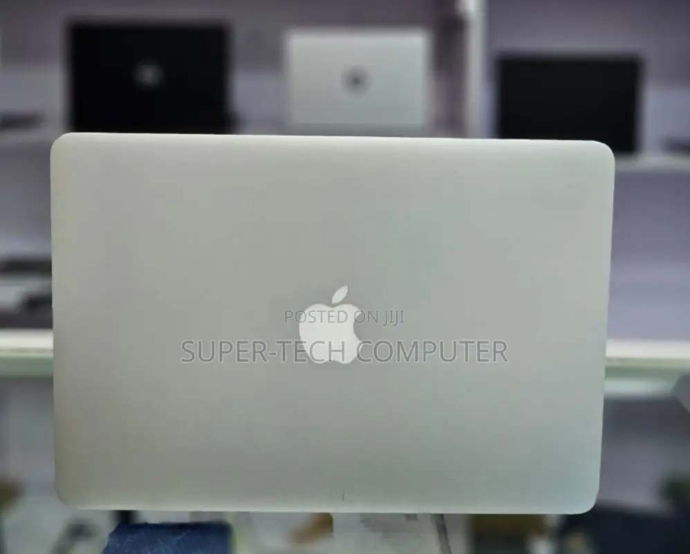 New Laptop Apple MacBook Air 2017 8GB Intel Core I5 SSD 256GB