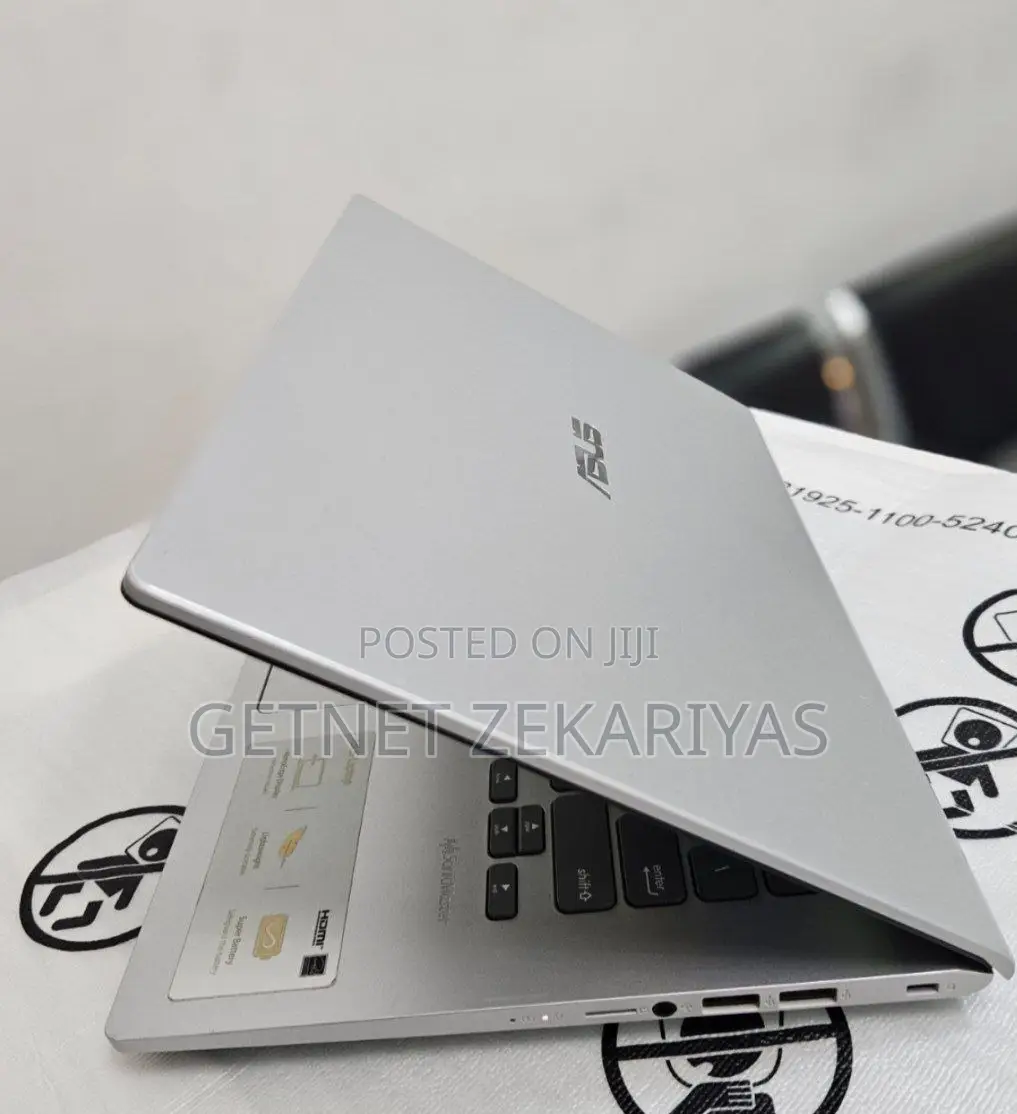 New Laptop Asus VivoBook 15 X505BA 4GB Intel Celeron SSD 256GB