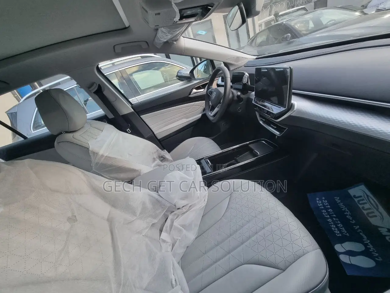 New Volkswagen ID.6 2023 Gold