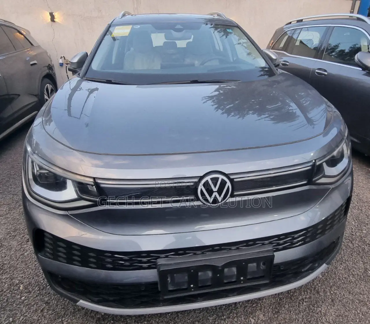 New Volkswagen ID.6 2023 Gold