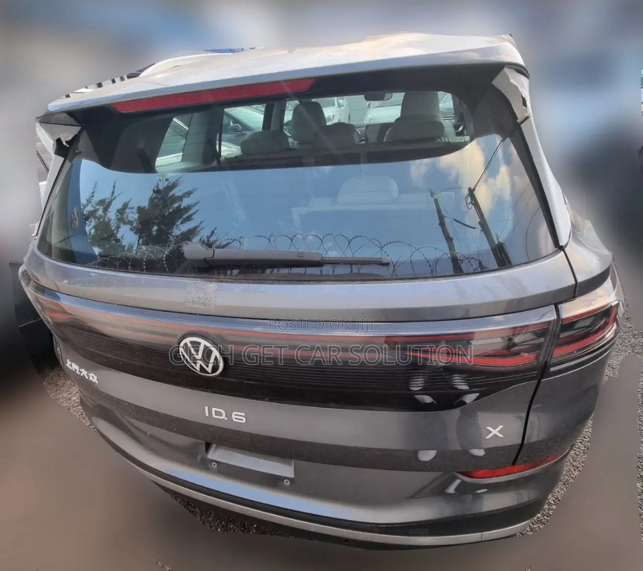 New Volkswagen ID.6 2023 Gold