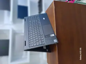 Photo - New Laptop Lenovo Yoga C740 8GB Intel Core I5 SSD 512GB